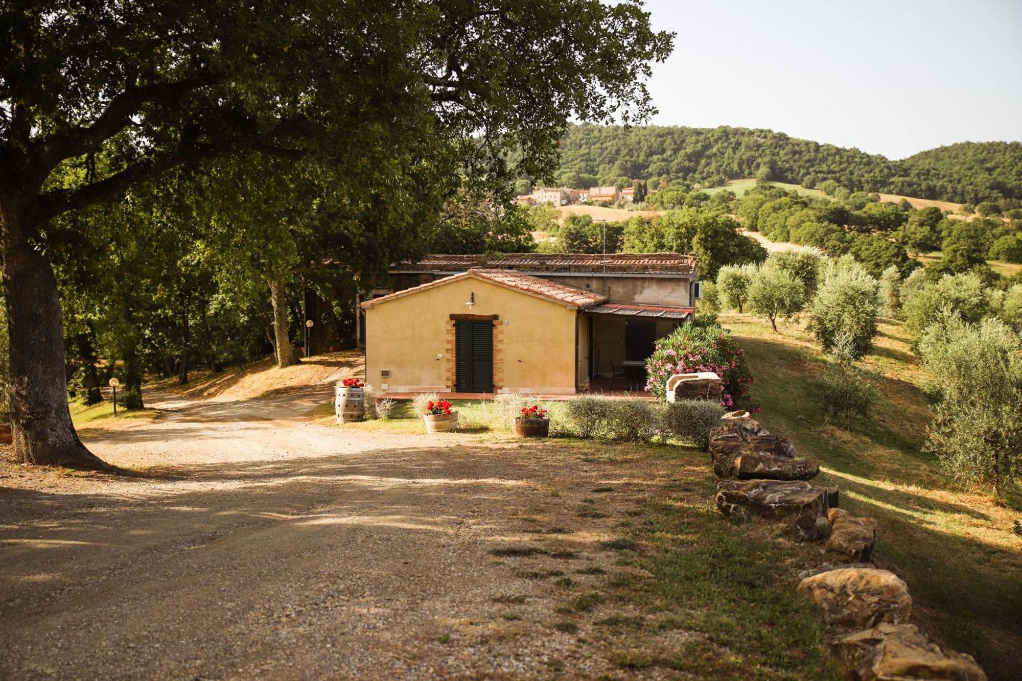 Bio Agriturismo Poggio Aione Saturnia Exterior foto